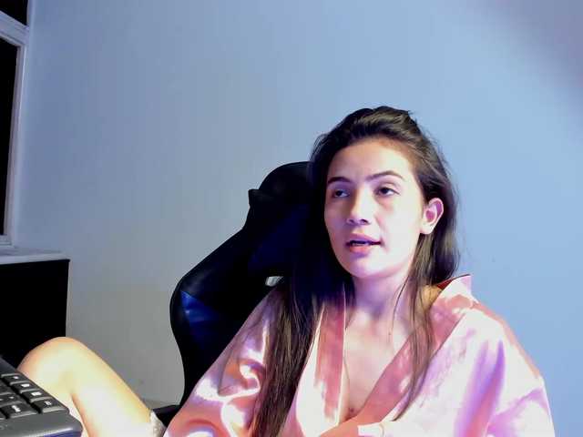 Broadcast Screenshots Karen-Bufe18