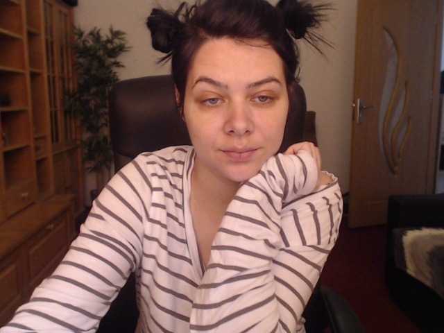 Broadcast Screenshots Karinasweet