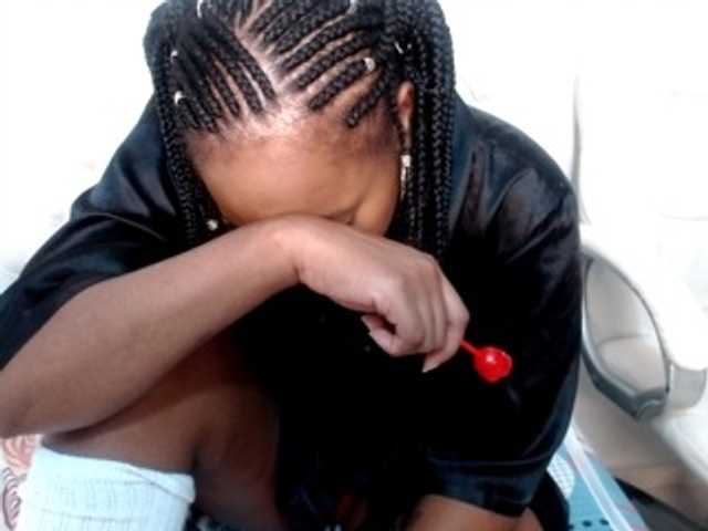 Broadcast Screenshots Karlamore