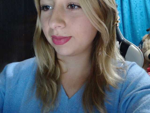 Broadcast Screenshots kathia11