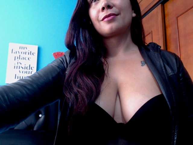 Broadcast Screenshots KattaHorny