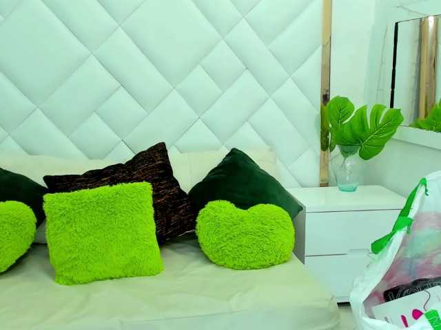 Broadcast Screenshots KattyWalters