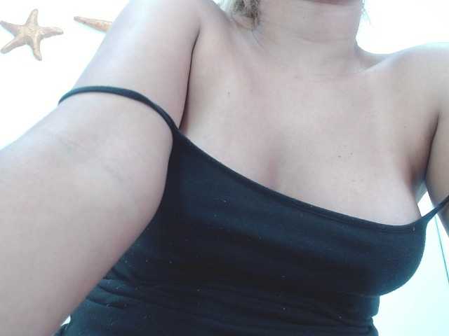 Broadcast Screenshots KatyParker