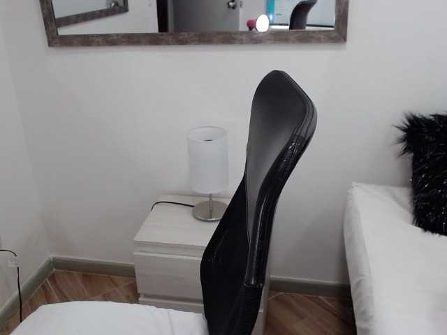 Broadcast Screenshots KatyParker