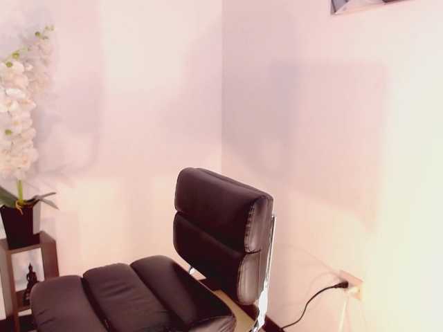 Broadcast Screenshots KendraCole