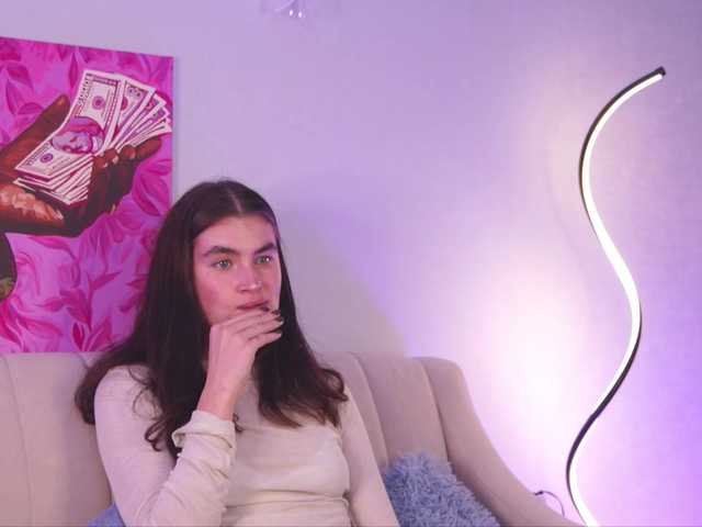 Broadcast Screenshots KimHalls