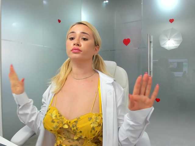 Broadcast Screenshots kinkyofficee