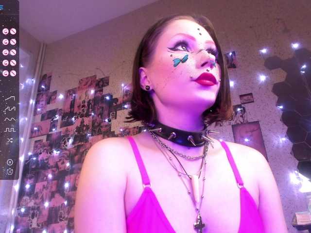 Broadcast Screenshots kinkypleasure