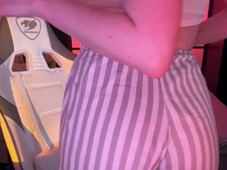 Erotisk videochat Koshka_Kivi