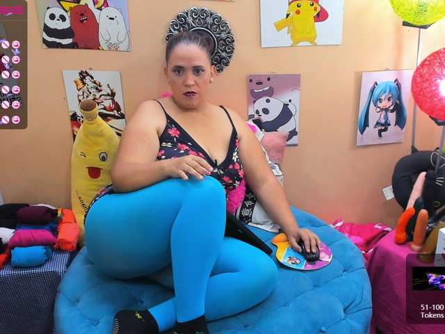 Fotos Kristal_24 curvy, bigboobs, mistress, dominaty, pantyhose, mature, bigass,latina