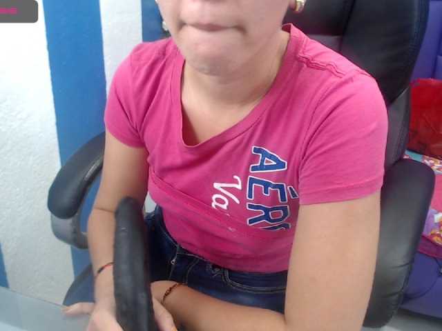 Broadcast Screenshots KloeWonderQue