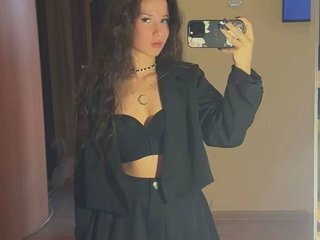 Erotisk videochat KristinaBlow