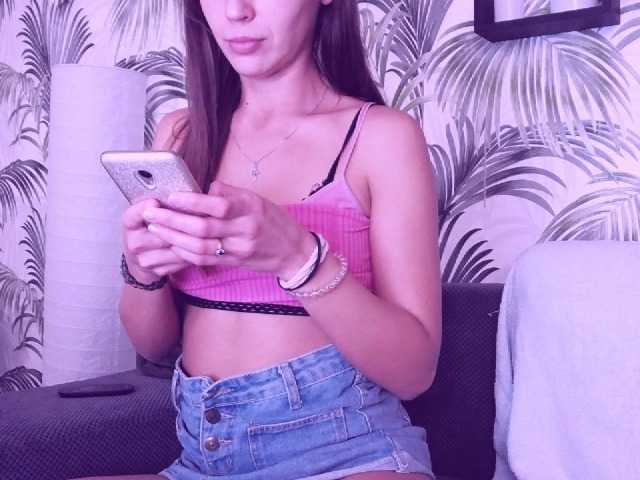 Broadcast Screenshots KristyKitty