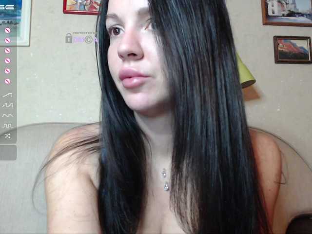 Broadcast Screenshots L4DYCANDY