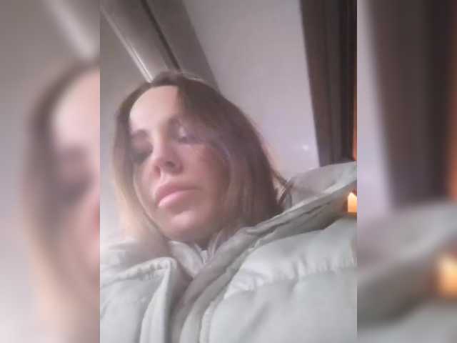 Broadcast Screenshots L4DYCANDY