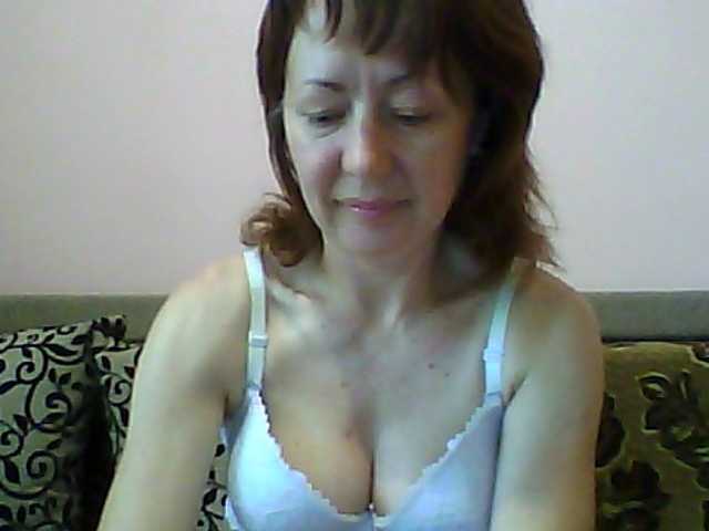 Fotos ladyirenka I see cam for 25 tokens. Tits 50 tok, pussy or ass 60 tok.