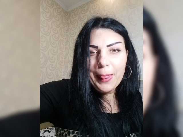Broadcast Screenshots Lana-8