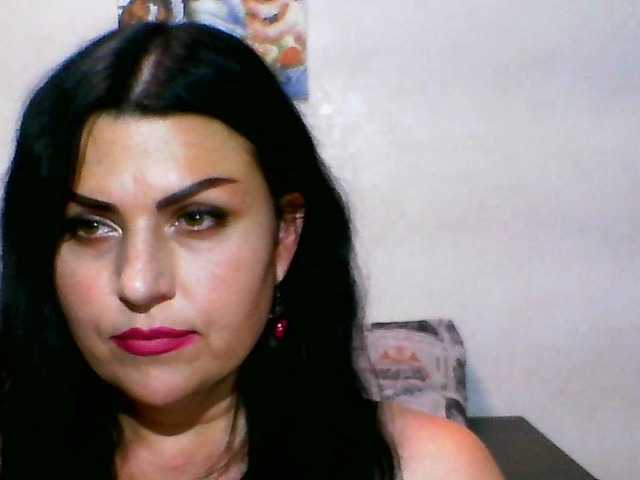 Broadcast Screenshots Lana-8