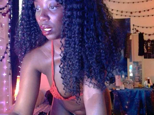 Broadcast Screenshots lanaluxxe4