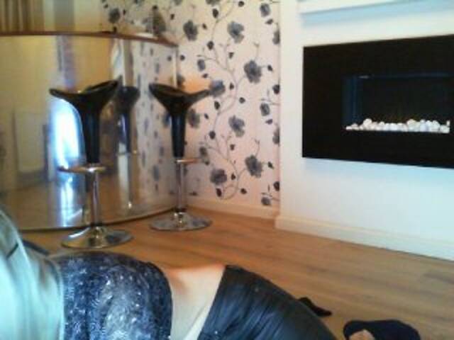 Broadcast Screenshots LaraDy