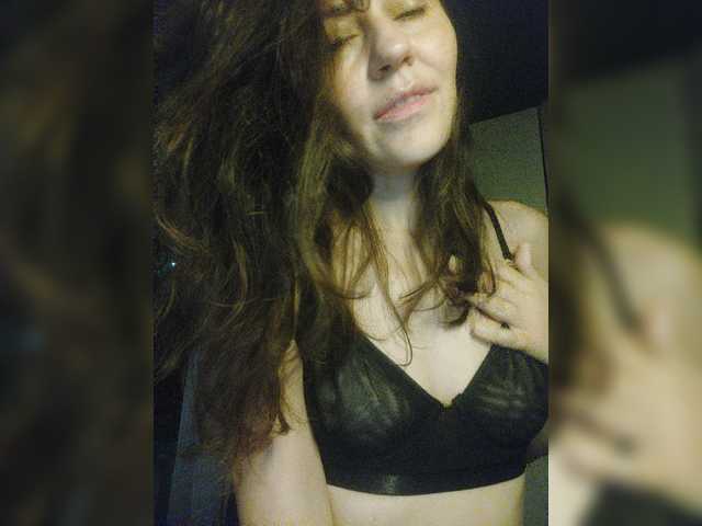 Broadcast Screenshots Larianna