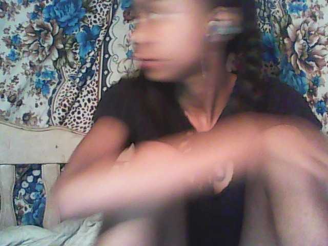 Broadcast Screenshots Laryose