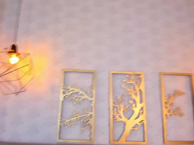 Broadcast Screenshots LaurenCamilaa