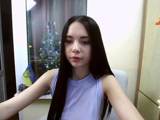 Broadcast Screenshots LeannaDecker