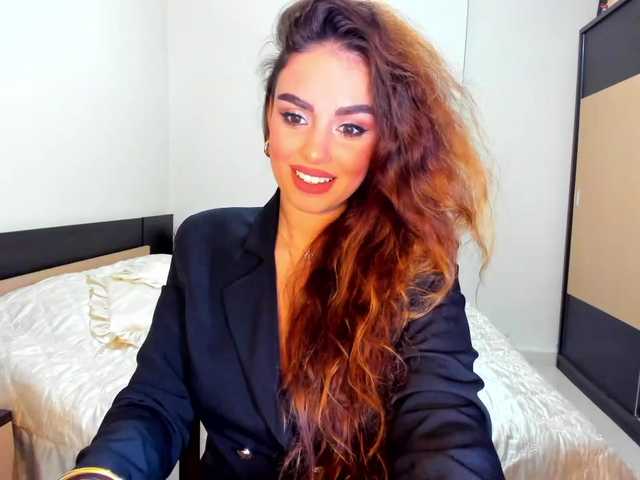 Broadcast Screenshots LeilaJasmin