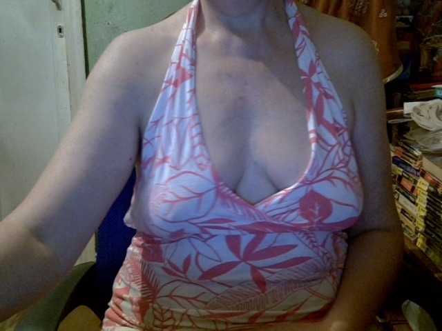 Broadcast Screenshots Leonellaz