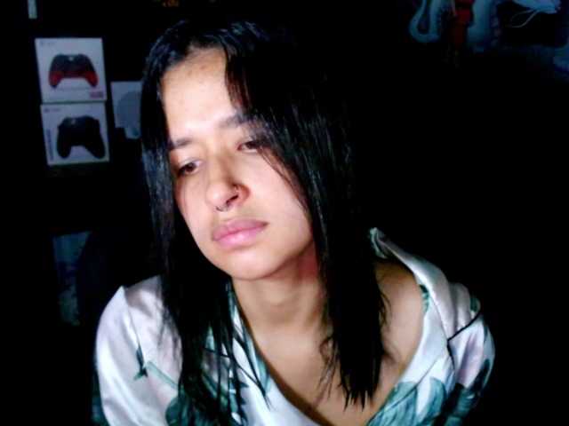 Broadcast Screenshots levy-pretty