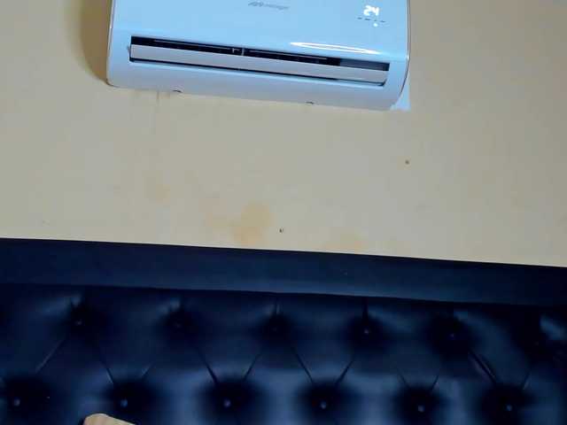 Broadcast Screenshots lexie-gray