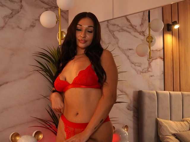 Broadcast Screenshots LeyaLeigh