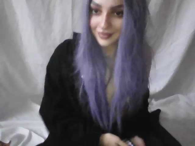 Broadcast Screenshots LeyaHoney