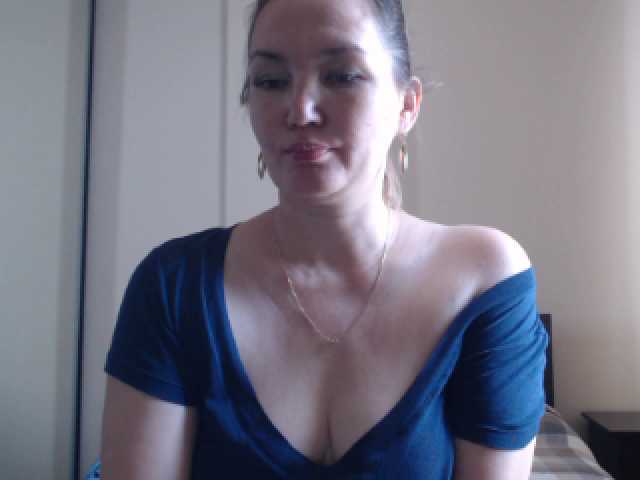 Broadcast Screenshots Leyla-Smile17