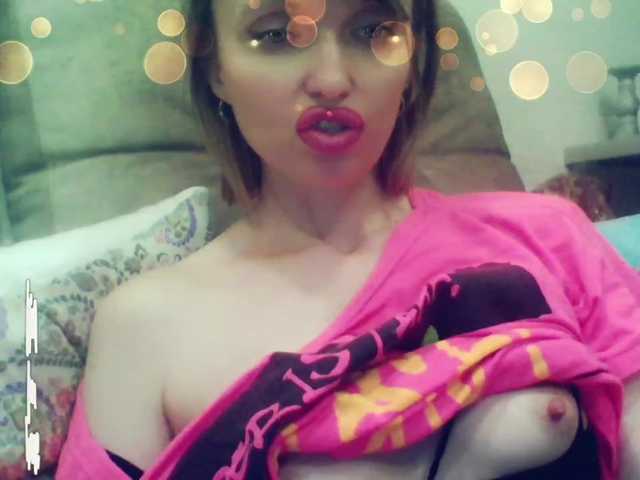 Fotos lilisexy14 Hello! I'm Lilya! Delicious and juicy blowjob with saliva and deepthroat with dildo 222, 0 already earned, I need 222 more tokens to complete countdown!