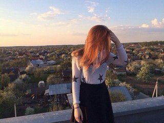 Erotisk videochat Lilly-Collins