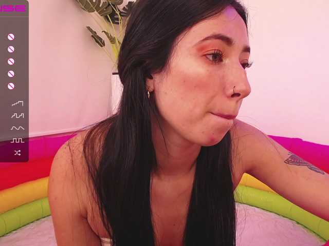 Fotos Lily-Evanss ლ(´ڡ`ლ) the best throat you'll see ♥ - Goal is : deepThroat #deepthroat #latina #squirt #colombia #bigass