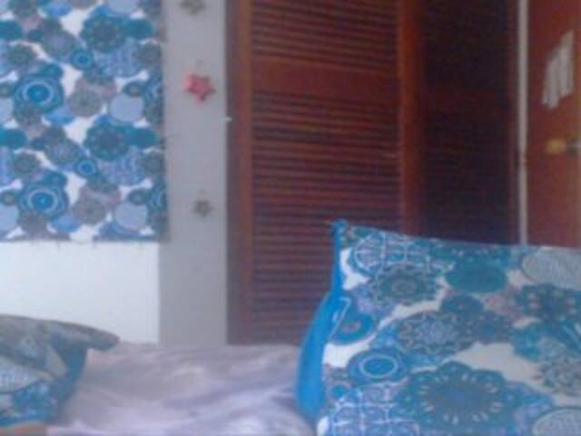 Broadcast Screenshots lilyaldridge9