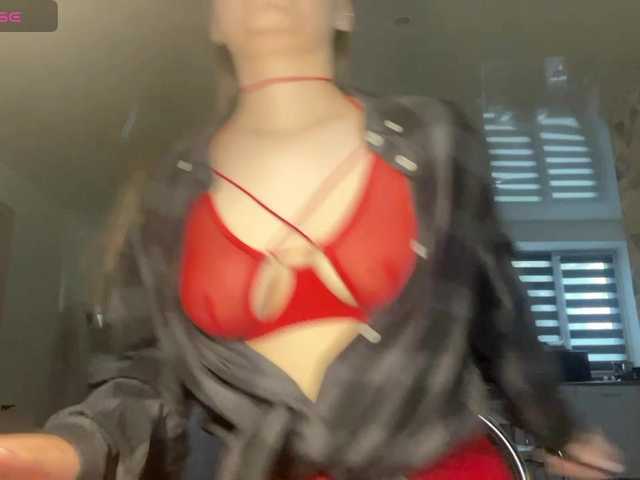 Broadcast Screenshots lilyglow