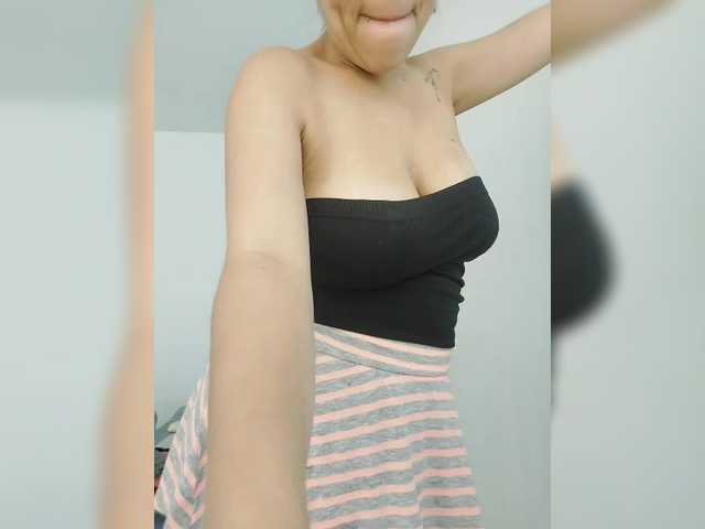 Broadcast Screenshots LindaLunaa