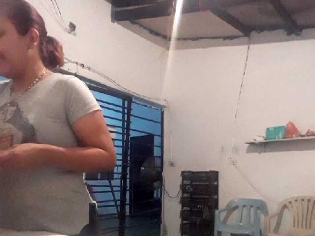 Broadcast Screenshots lindaninfa