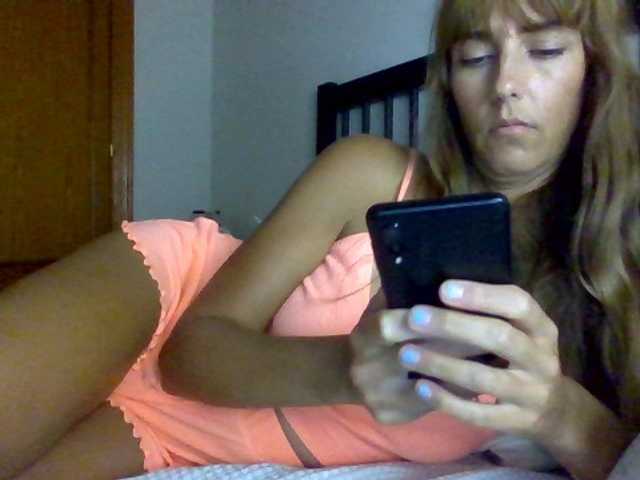 Broadcast Screenshots AmericanHotwife711