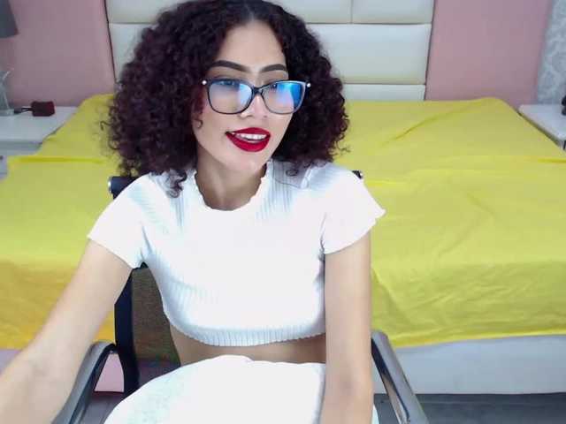 Fotos LisaReid I want you in my room, make me get wet and be naked [none] #petite #young #latina