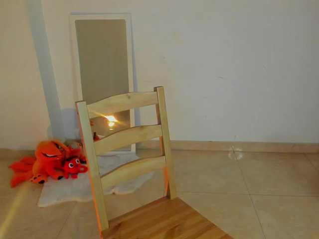 Broadcast Screenshots littleDanni