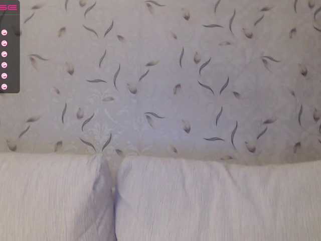 Broadcast Screenshots littledevi