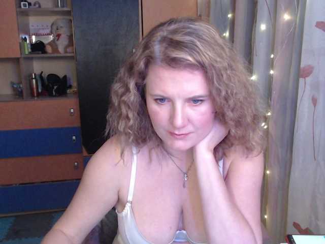 Fotos LizaCakes Hello. I am sociable and cheerful. Only complete private. I don't go to the subgludies. Tip menu are considered in the common room.Respect me as a model Welcome to my tip menu Privat to discuss before..The goal For mood@remain