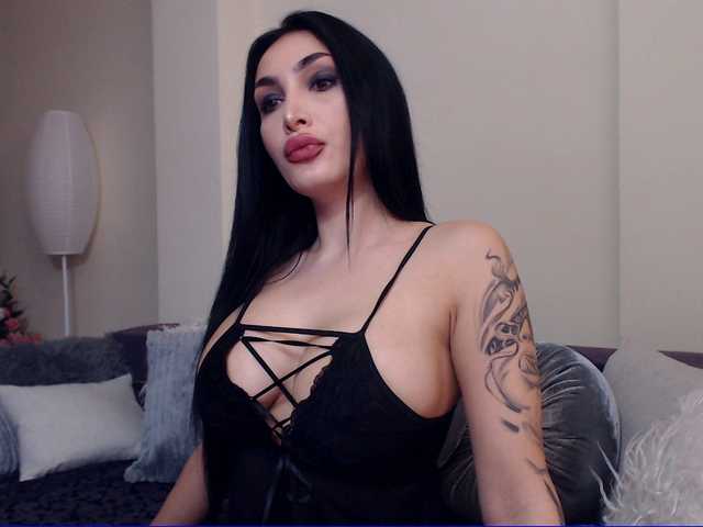 Broadcast Screenshots LizzyAnne