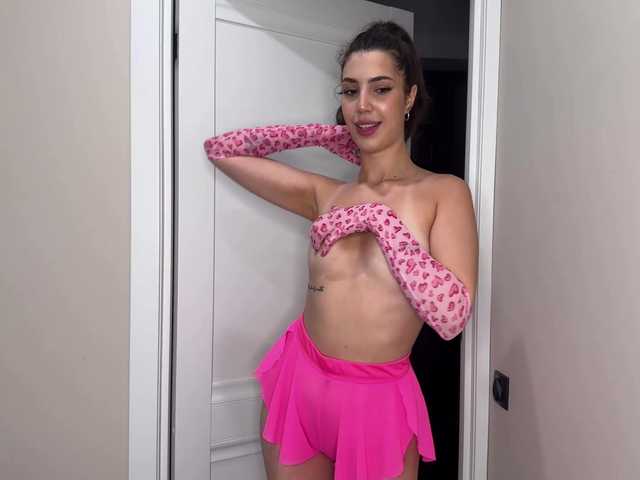 Broadcast Screenshots LolaTeaseX