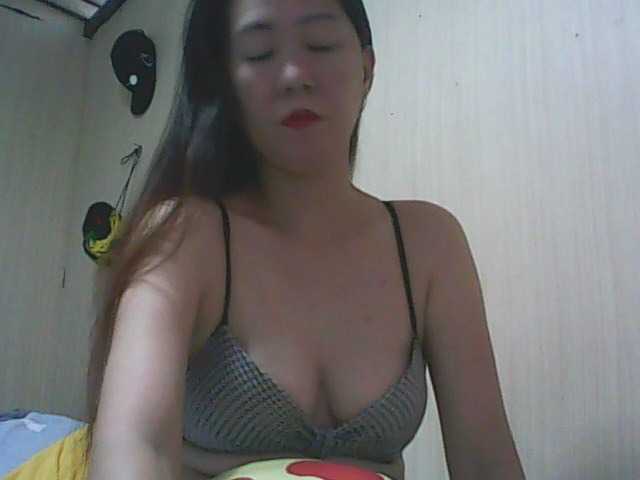Fotos LonelyGeleen #HELLO GUY'S..JUST DROP ME SOME TOKEN IF U WANT TO SEE MORE OF ME :):)
